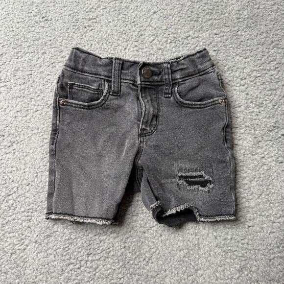 Old Navy Shorts Boys 2T Gray Distressed Stretch Jean - Picture 1 of 7